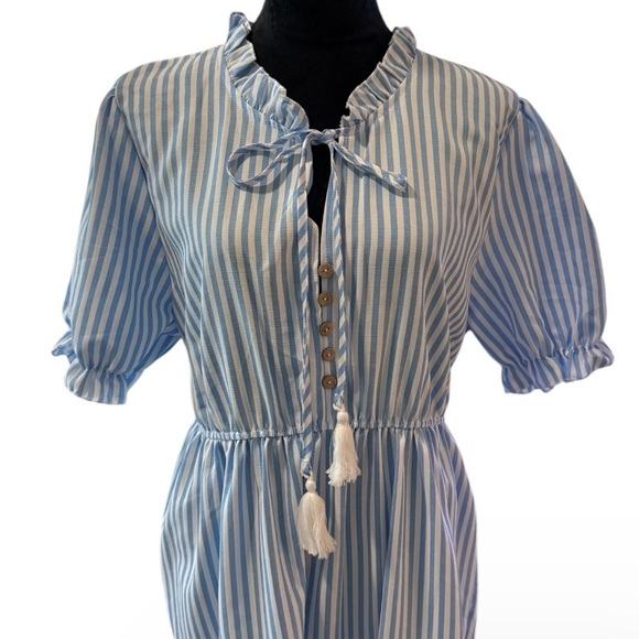 Blue Striped Women's Dress NWOT SHEIN - Picture 3 of 3